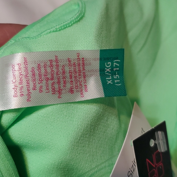 Wide Rib Bikini Top with bikini bottom - Picture 6 of 6